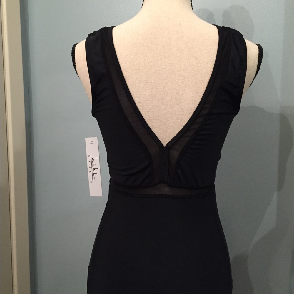 Nicole Miller 1pc swimsuit size 10. - Picture 5 of 8